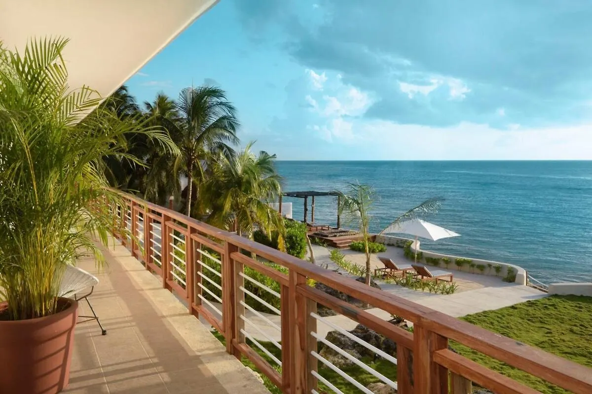 Gorgeous Beachfront Villa Cozumel Paradise