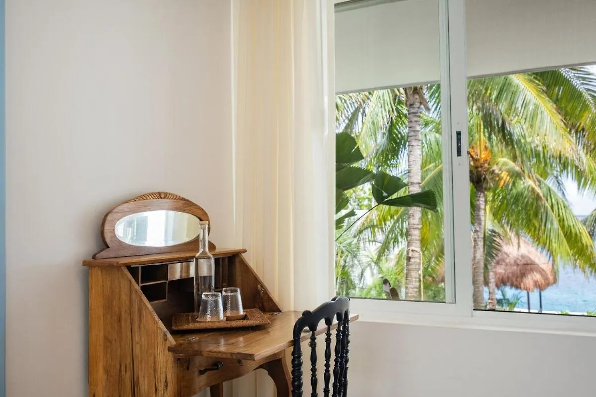 Gorgeous Beachfront Villa Cozumel Paradise