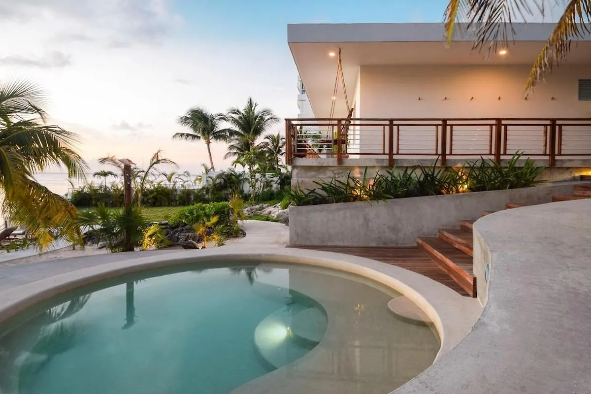 Gorgeous Beachfront Villa Cozumel Paradise